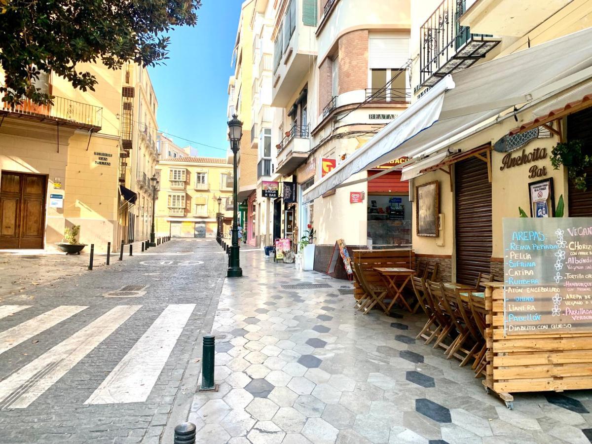 Homely Malaga Plaza Del Teatro Buitenkant foto